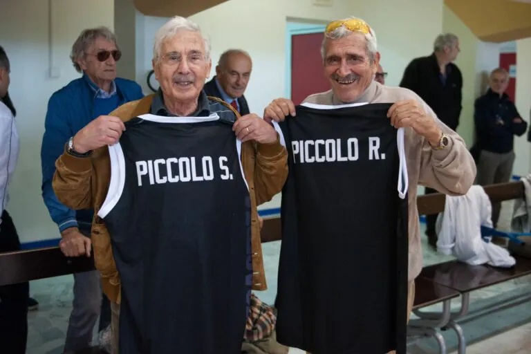 Il Palasport intitolato ai fratelli Piccolo
