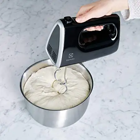 Electrolux sbattitore a mano a prezzo imperdibile su Amazon