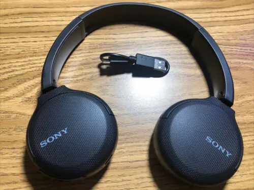 Cuffie Sony wireless on-ear scontate più del 40% su Amazon