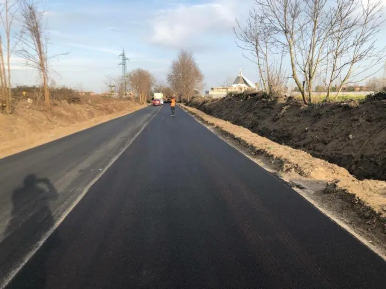 Collassa la fogna, chiusa la Strada Provinciale