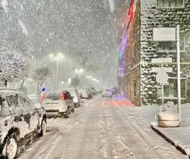 Nevicata record nel Casertano. Gli invitati delle nozze recuperati dalla protezione civile