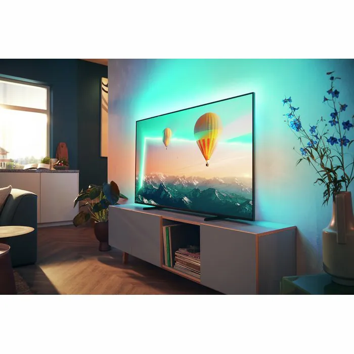 Philips Android TV UHD 4K con ambilight su 3 lati. Ottima offerta su Amazon (risparmi 100€)