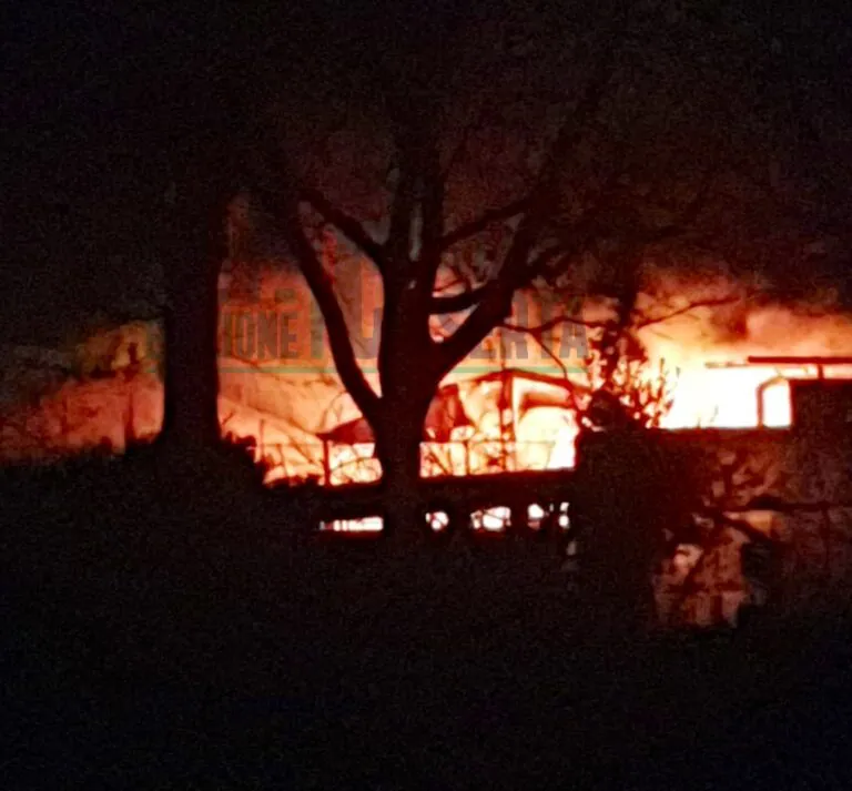 Incendio choc in un’azienda agricola della valle