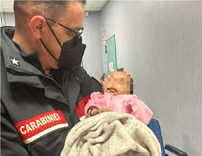Casa diventa camera a gas per stufa, così carabinieri hanno salvato due bimbi. Le condizioni dei 5 ricoverati