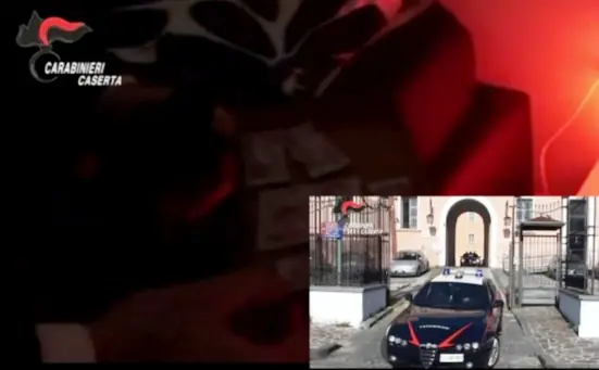 Parroco frequentava il B&B del sesso: dai rapporti coi ragazzini all’alcova delle escort
