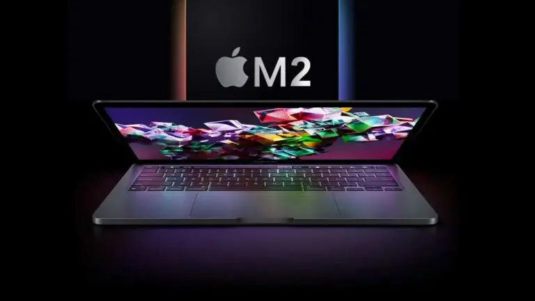 MacBook Air M2: potente e ultraleggero. Scontato del 300€, è un vero affare