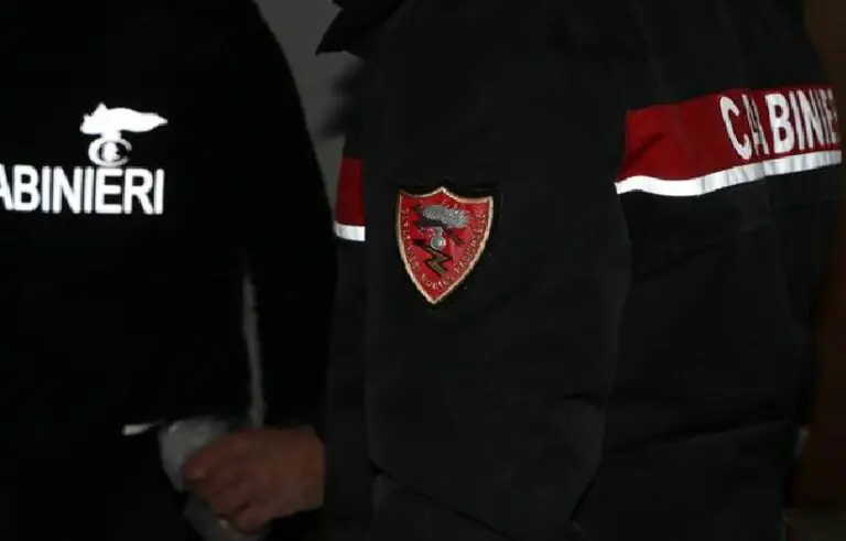 Carabinieri interrompono riposino domenicale e lo portano in cella