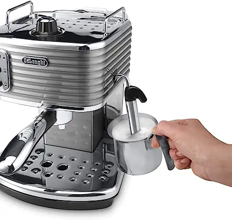 Macchina da Caffè De’Longhi prezzo sensazionale: solo per oggi sconti pazzi Amazon