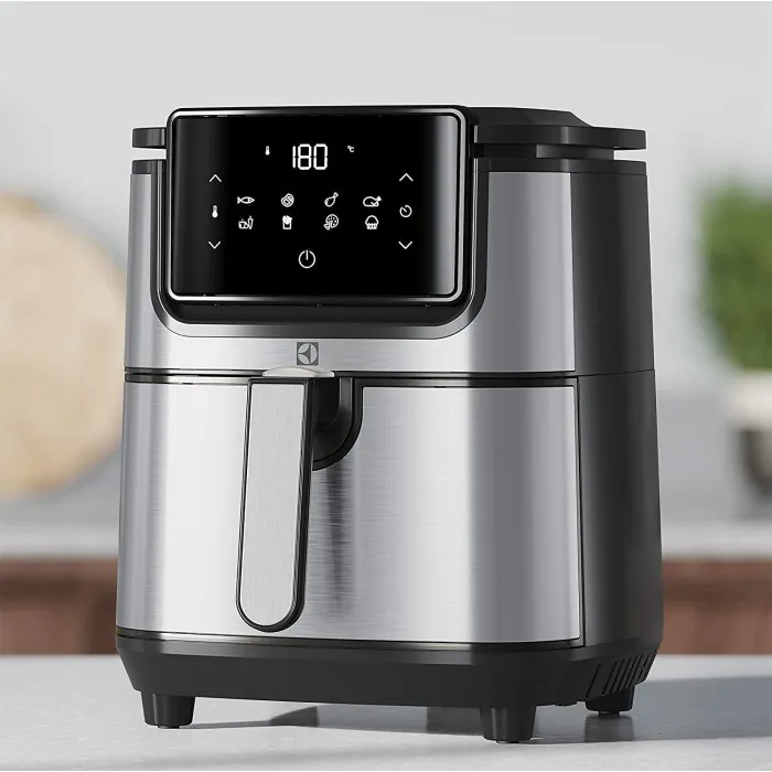 Friggitrice ad aria Electrolux: moderna e versatile. Oggi tua con sconto TOP su Amazon