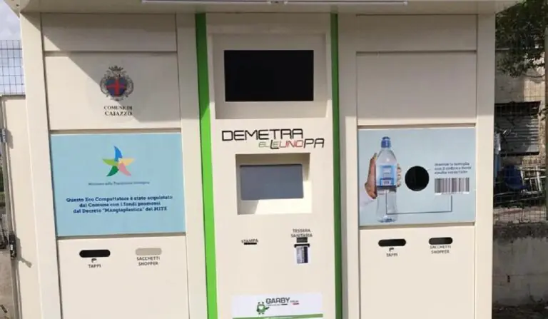 Arriva la macchina ‘Mangiaplastica’ in città, Giaquinto: «Importante coinvolgere tutti nella fase sperimentale»
