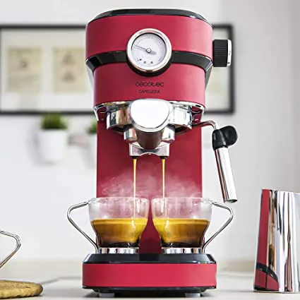Cecotec Express: macchina per caffè espresso e cappuccino, in acciaio inox. Folle SCONTO Amazon