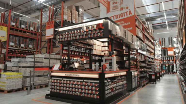 Rinasce l’ex area ‘Giardini del Sole’, apre nuovo maxistore: evento di anteprima per le P.IVA