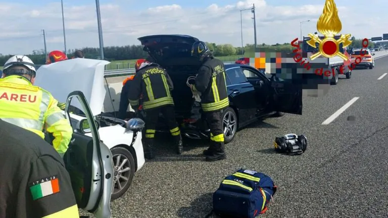 Auto fuori strada, bilancio choc: 3 gravi