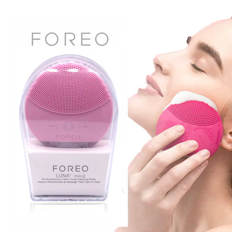 Prepara il tuo VISO all’abbronzatura con la Spazzola FOREO Luna Mini 2: Super Sconto Amazon da non perdere