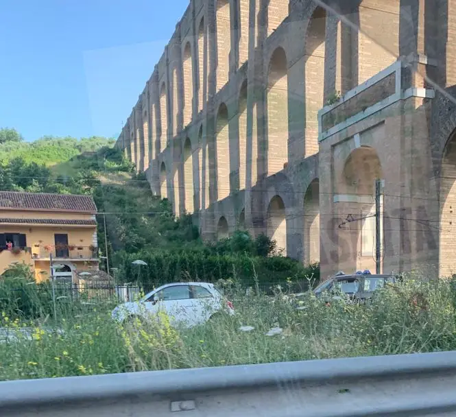 Giù dai Ponti della Valle, vittima identificata: aveva 34 anni. IL NOME