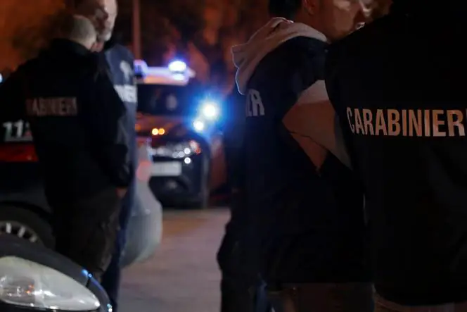 Inscena incidente con un amico ma era tutto finto: entrambi finiscono nei guai