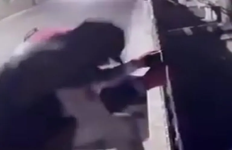 Tentano furto in appartamento ma si ritrovano un maresciallo contro