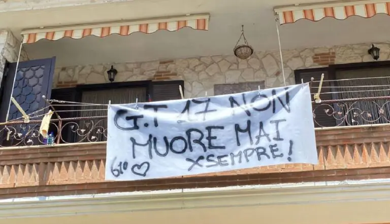 Cangiano incontra il papá del 17enne ucciso: «Non faremo calare il sipario su questa tragedia»