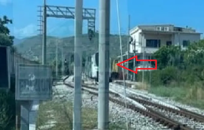 Tragedia sulla rotta del mare, muore travolto dal treno