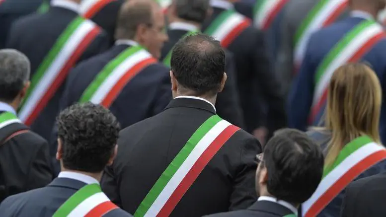 aumento stipendio sindaco