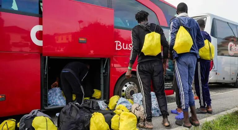 Migranti in arrivo in Campania, ecco quanti ne andranno alla provincia di Caserta