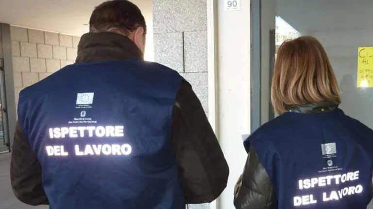 Trovato morto dal collega, tragedia nella ditta