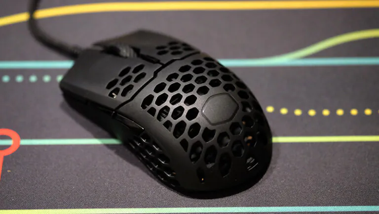 Cooler Master MM710: il mouse Antisudore dal prezzo TOP su Amazon, solo 30€