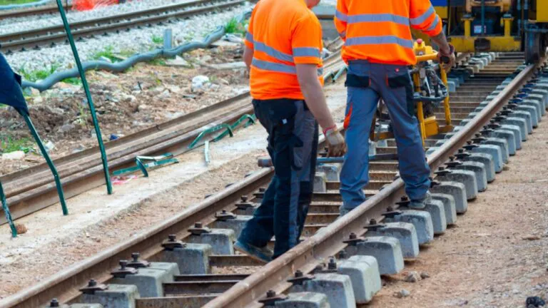 Grande realtà attiva nel settore ferroviario in provincia cerca personale varie mansioni