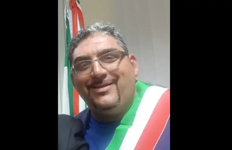 Sindaco del Casertano muore a 41 anni dopo un malore in gita