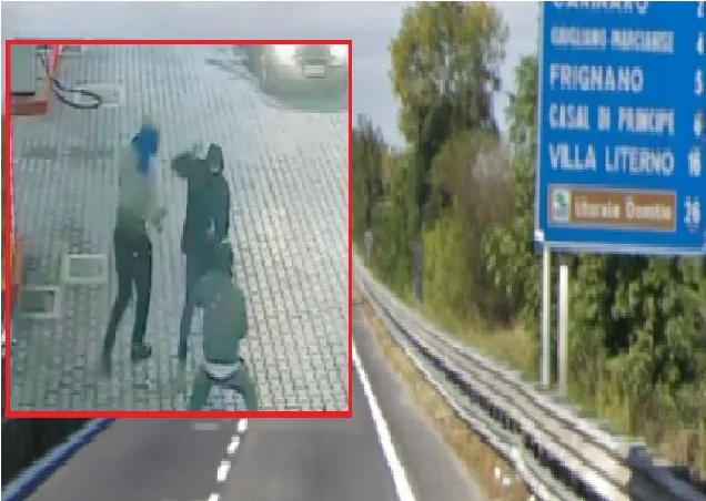 Finge di avere una pistola e rapina un giovane per 15 euro e passaggio in auto: preso dopo fuga