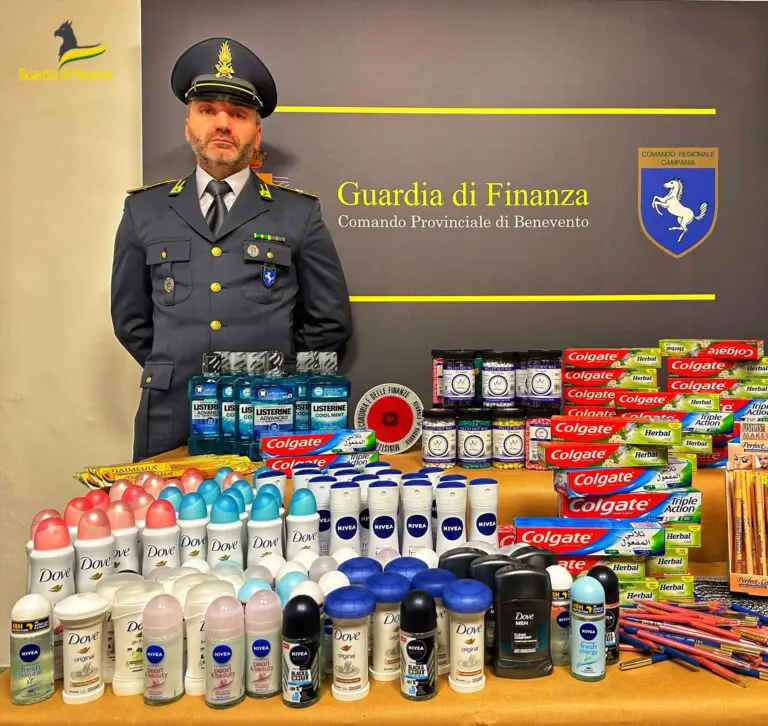 Finanza sequestra 60mila tra deodoranti, dentifrici e trucchi per tutelare salute dei clienti