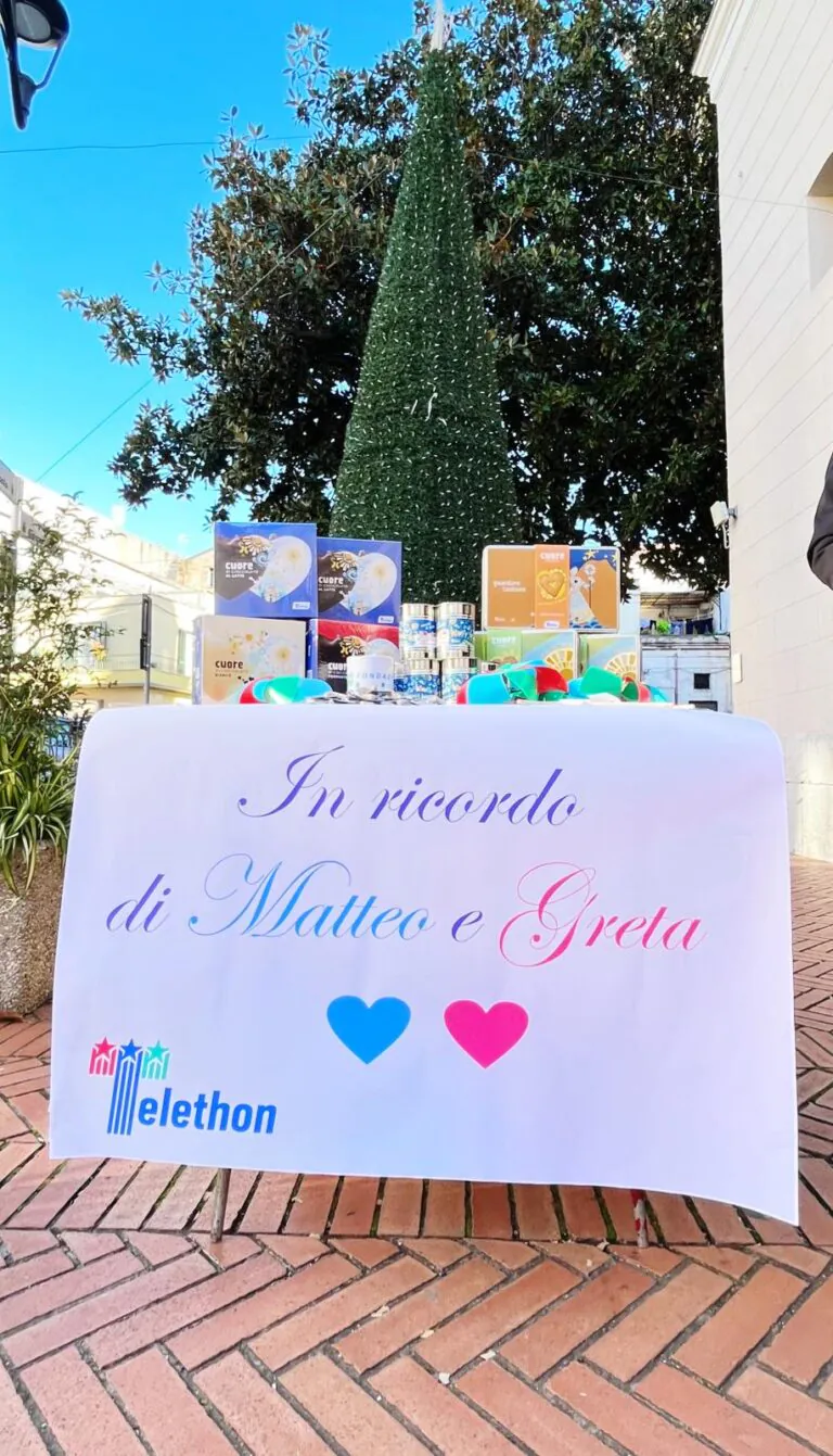 Telethon, la raccolta fondi per la ricerca scientifica in ricordo di Matteo e Greta