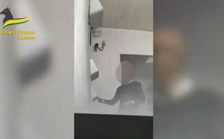 Furbetti del cartellino, Comune contro dipendenti: processo e messa in prova