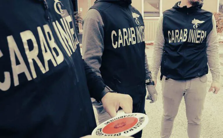 Delivery dello spaccio, ecco tutte le misure e i nomi: 3 ordinanze
