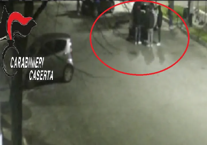 Sequestrato nel cofano per gelosia, svolta per il “capo” del branco: era in cella