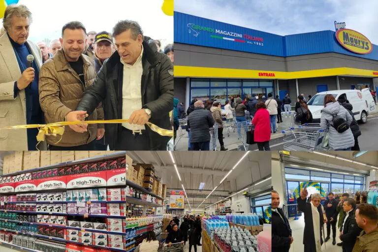 L’inaugurazione dei ‘Magazzini Maury’s’, i clienti si fiondano sulle offerte