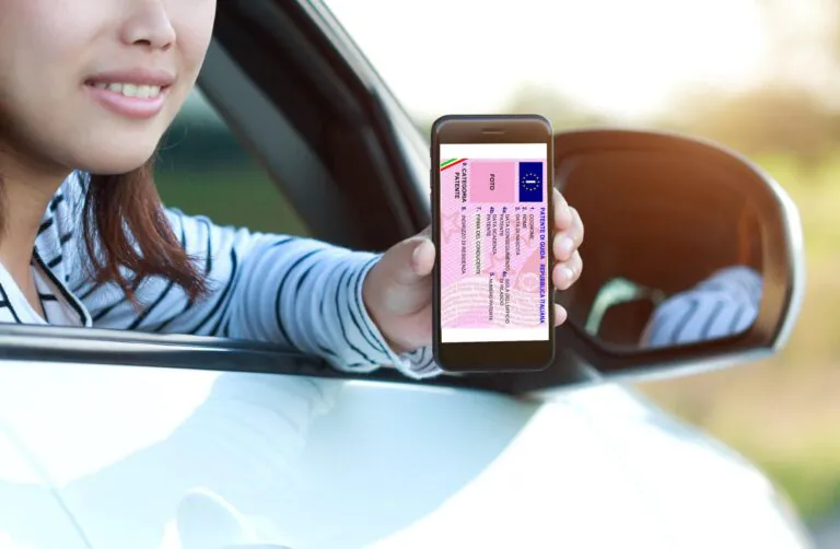 Sull’app IO ora si può consultare il saldo punti patente: ecco come fare