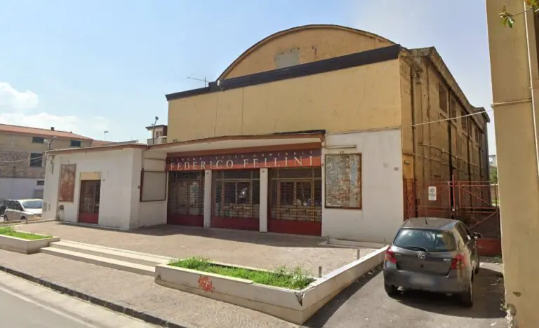 Ex cinema Fellini, Curti1: “Città mortificata dal solito bluff di Raiano”