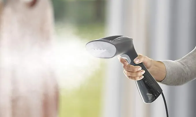 Stiratore verticale Electrolux: potente ed efficace stiri qualsiasi cosa in poco tempo. Sconto Amazon