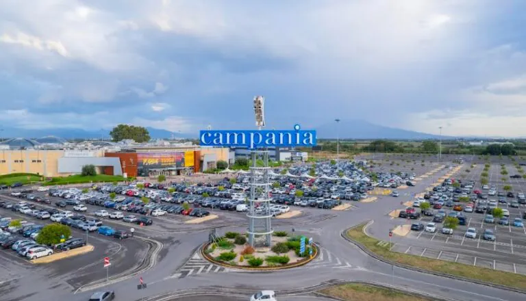 Calvin Klein cerca personale al Centro Commerciale Campania: le info