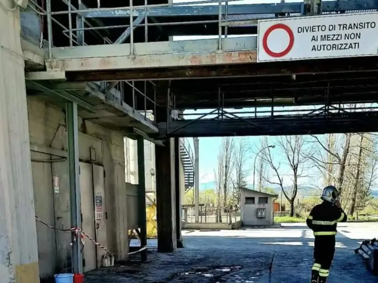 Tragedia sul lavoro, 4 indagati per la morte di Claudio