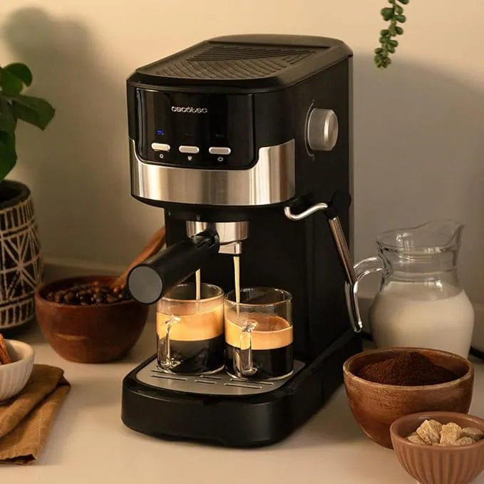 Occasione IMPERDIBILE: Macchina da Caffè Cecotec 20 bar a soli 50 euro