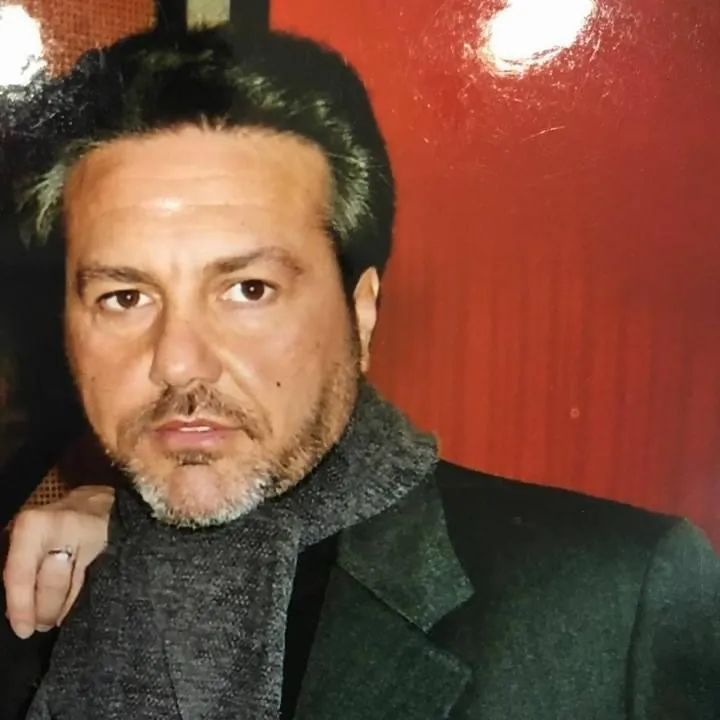 Tragedia in mattinata, ex consigliere trovato morto in casa