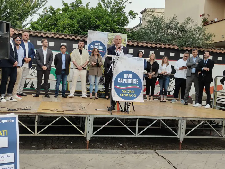 “Cecere un disastro annunciato”, l’ex gruppo di minoranza indica i colpevoli