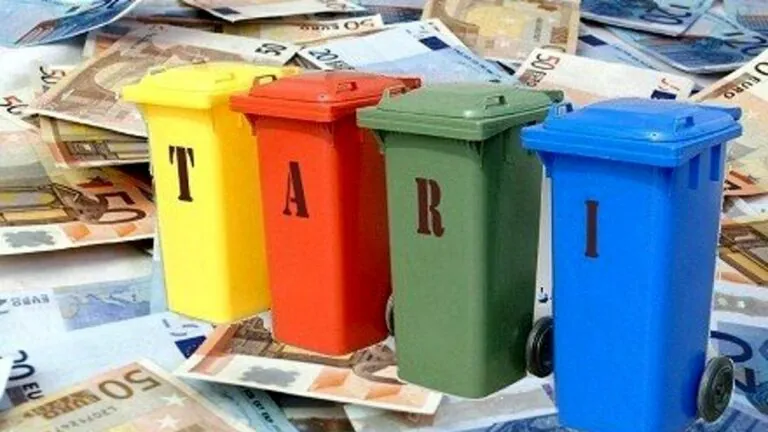 Tari, aumenti in arrivo: la tassa sui rifiuti sarà più cara