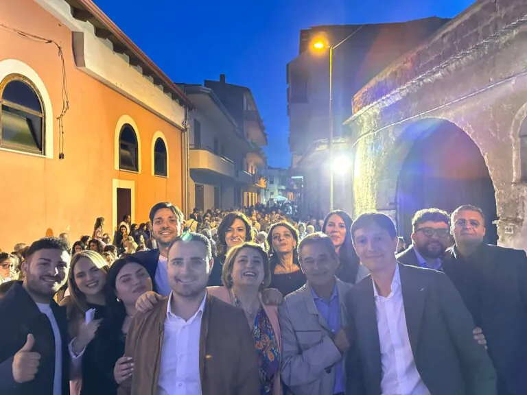 Elezioni, “Rinnoviamo Casapesenna”: Cirillo fa il pienone nel Rione