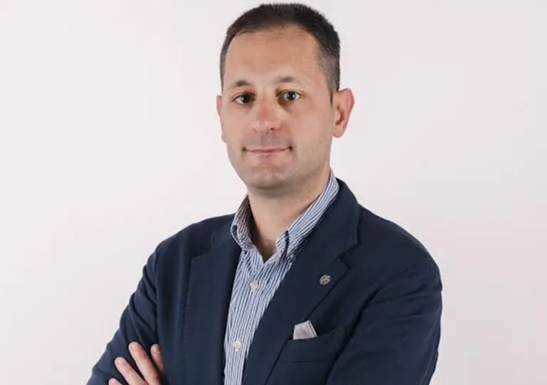 Francesco Sorbo in campo con ‘Noi ci Siamo’: progetti per le famiglie bisognose e per i giovani