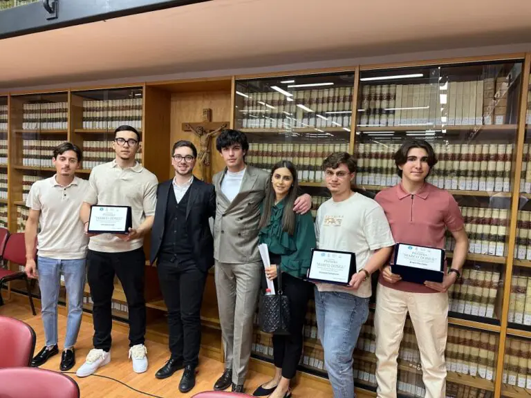 Tre giovani della città ricevono il premio ‘Marco Dongu’