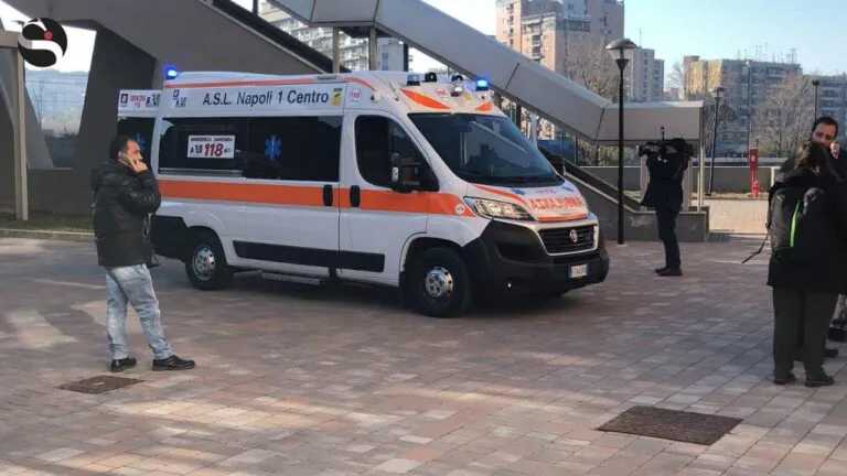 Geolier “regala” un’ambulanza, l’Asl “raddoppia”. La replica: “Non poteva interfacciarsi con chi è competente?”