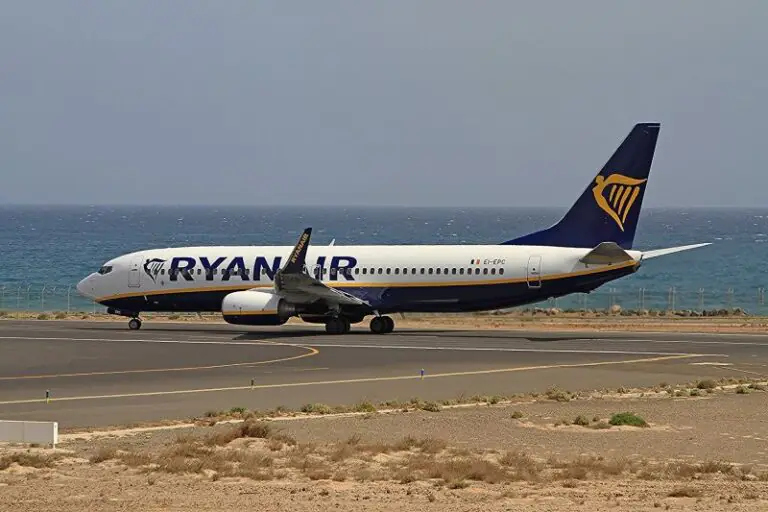 Si becca 250 euro per il volo in ritardo della Ryanair